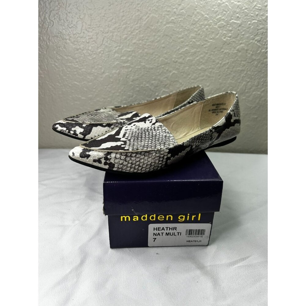 Madden Girl Flats Women Size 7 Snakeskin Slip On Pointed Toe Casual Work Shoes - Picture 9 of 10